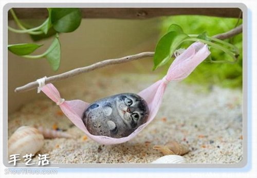 貓咪創(chuàng)意石繪藝術作品 -  itrip.net.cn