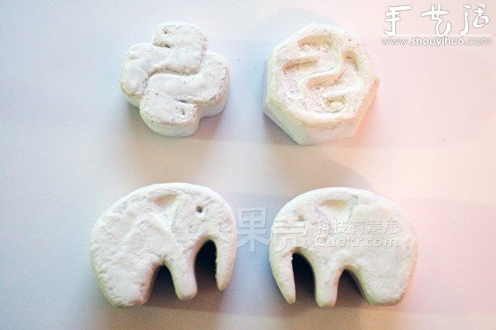 自制巧克力模具的方法 -  itrip.net.cn