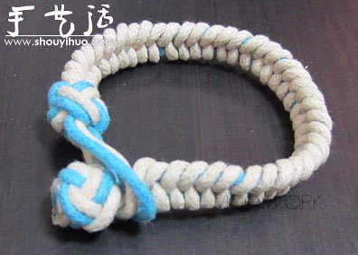 又一款漂亮的手鏈編織教程 -  itrip.net.cn