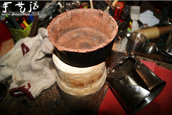 廢棄大鐵茶杯手工DIY漂亮手提包的教程 -  itrip.net.cn