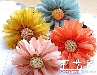 漂亮布藝花朵的手工制作教程 -  itrip.net.cn