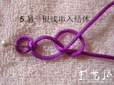 手工編織冰花結(jié)手鏈的方法 -  itrip.net.cn