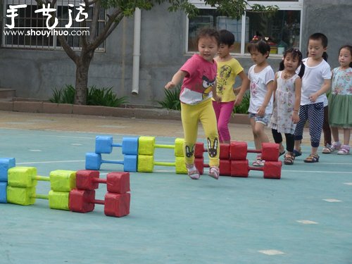 廢舊材料制作幼兒舉重器 -  itrip.net.cn