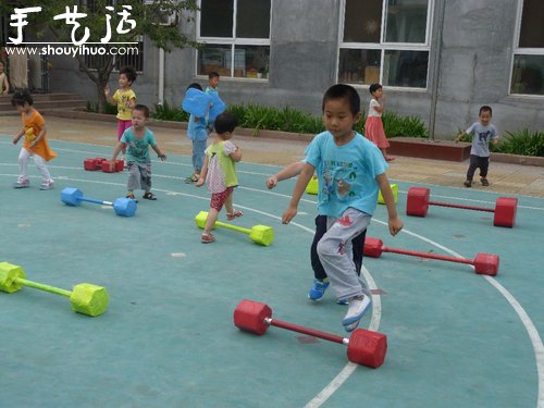 廢舊材料制作幼兒舉重器 -  itrip.net.cn