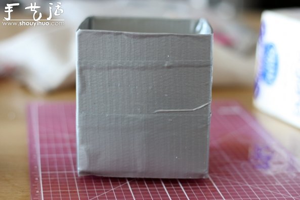 牛奶盒和布條廢物利用DIY吊籃盆栽 -  itrip.net.cn