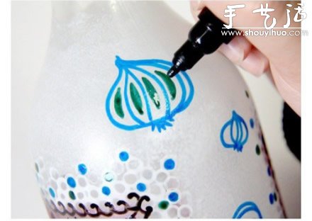 漂亮的手繪玻璃瓶DIY教程 -  itrip.net.cn