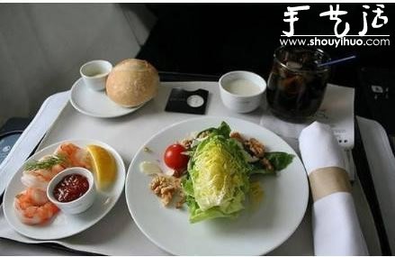 世界各地各個航空公司頭等艙的餐飲照片 -  itrip.net.cn