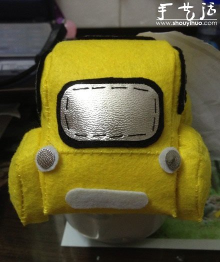 手工布藝作品：可愛的甲殼蟲汽車 -  itrip.net.cn