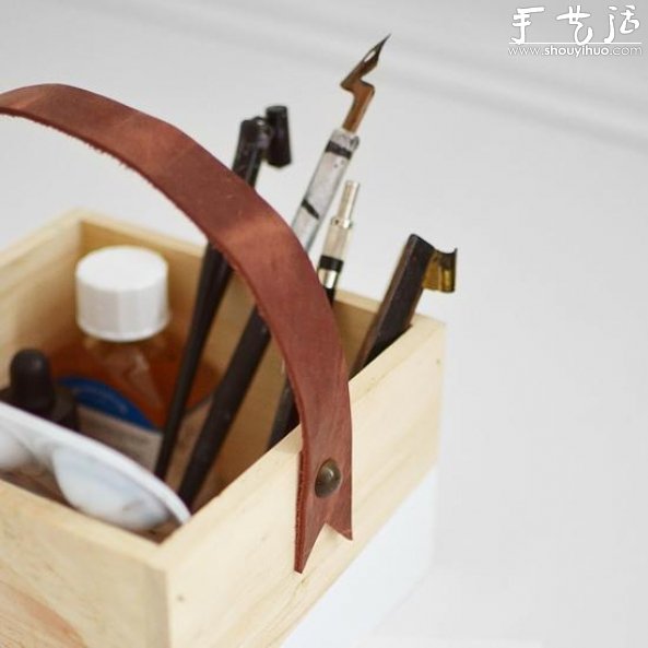 木箱子手工DIY皮革手柄工具箱的教程 -  itrip.net.cn