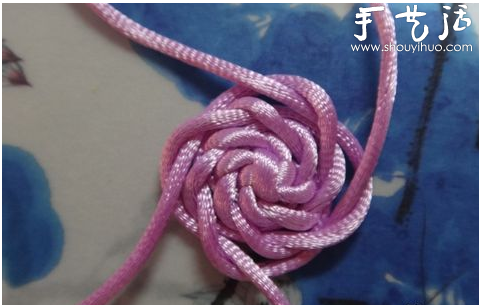 吉祥結(jié)玫瑰花手工制作 -  itrip.net.cn