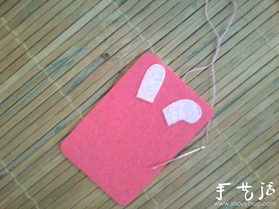 不織布制作兔子圖案卡套的教程 -  itrip.net.cn