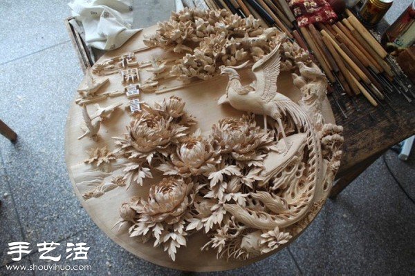 精美絕倫的純手工花卉木雕作品 -  itrip.net.cn