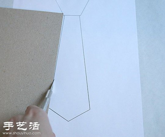 DIY學(xué)生情調(diào)白色情侶T恤 -  itrip.net.cn