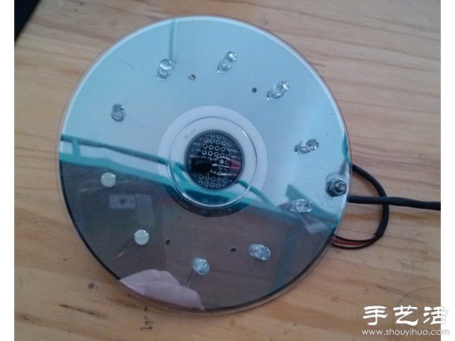 帶有遙控器的光盤鼠標(biāo)臺燈 -  itrip.net.cn
