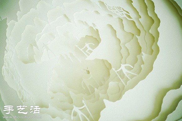剪紙配合光線DIY童話色彩紙雕場(chǎng)景 -  itrip.net.cn