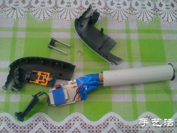 剃須刀+下水管 DIY改造迷你電鉆 -  itrip.net.cn