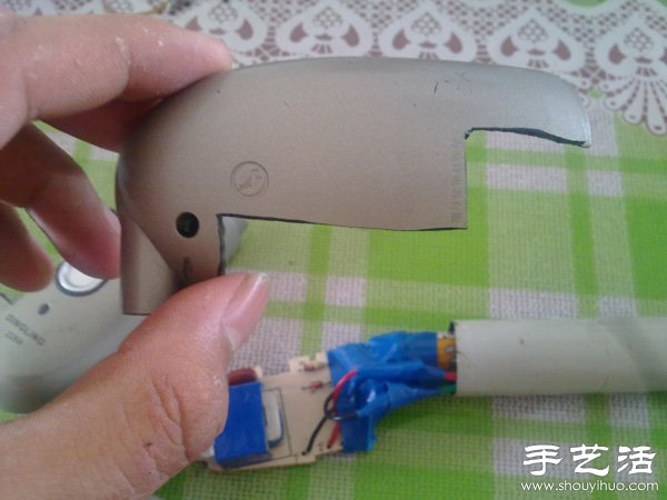 剃須刀+下水管 DIY改造迷你電鉆 -  itrip.net.cn