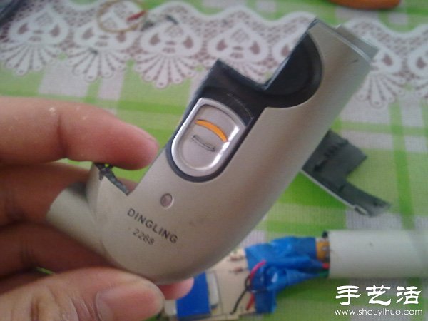 剃須刀+下水管 DIY改造迷你電鉆 -  itrip.net.cn