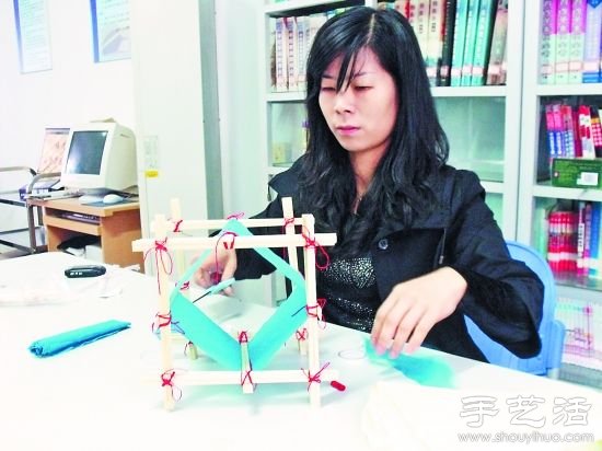 筷子+皺紋紙 手工制作漂亮宮燈 -  itrip.net.cn
