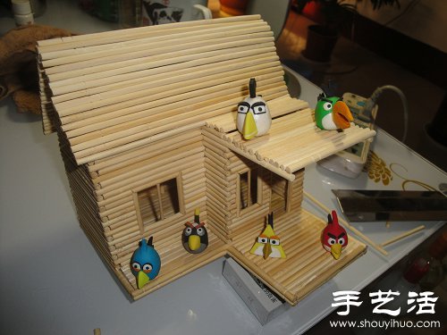 一次性筷子變廢為寶 手工制作小木屋模型 -  itrip.net.cn
