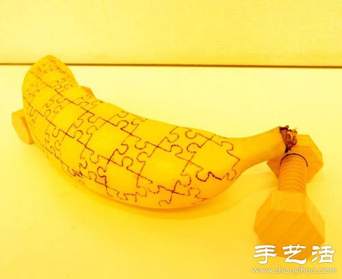 香蕉皮上創(chuàng)意DIY逼真圖案 -  itrip.net.cn