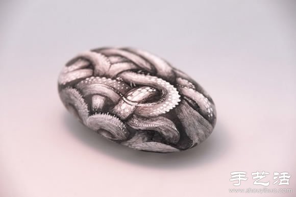 動物骨頭、石頭上DIY的奇幻手繪 -  itrip.net.cn