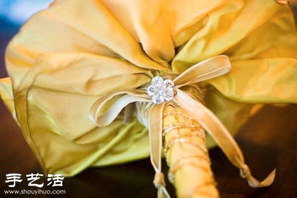 胸針手捧花手工制作教程 -  itrip.net.cn