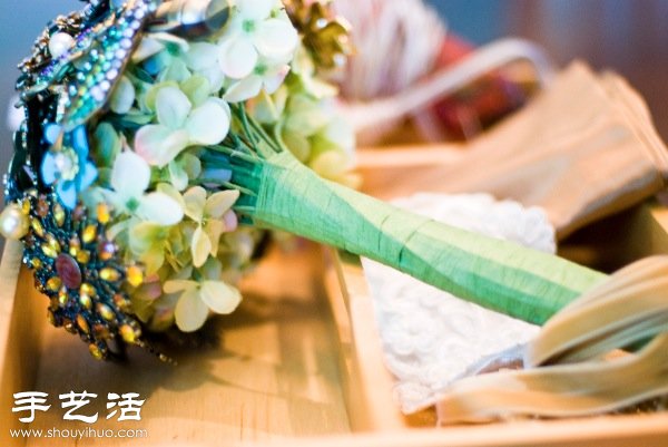 胸針手捧花手工制作教程 -  itrip.net.cn