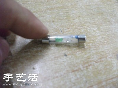 汽車(chē)專(zhuān)用試燈制作方法 -  itrip.net.cn