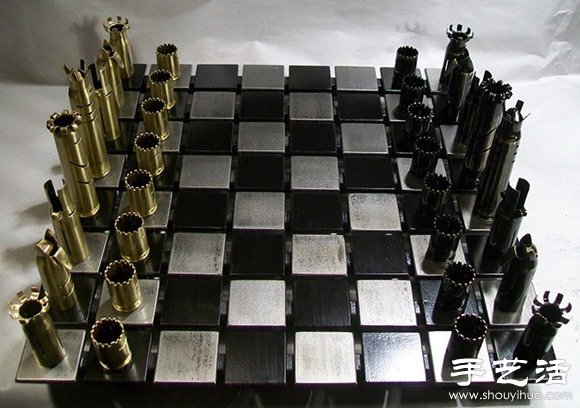 金屬之美：子彈彈殼手工制作國際象棋 -  itrip.net.cn