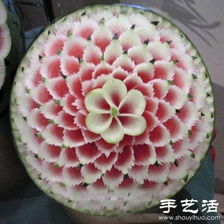 精美絕倫的的牡丹花西瓜雕刻 -  itrip.net.cn