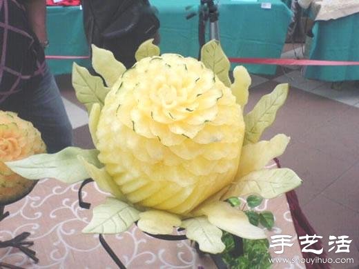 精美絕倫的的牡丹花西瓜雕刻 -  itrip.net.cn