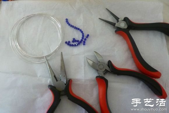 鐵絲DIY手工制作小清新手鏈 -  itrip.net.cn