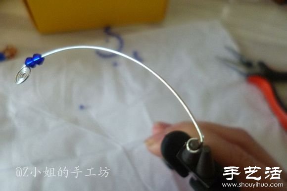 鐵絲DIY手工制作小清新手鏈 -  itrip.net.cn