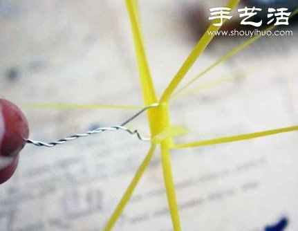 吸管小制作：變廢為寶手工DIY焰火裝飾 -  itrip.net.cn