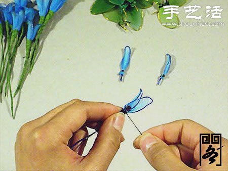 絲襪花矢車草的制作方法 -  itrip.net.cn