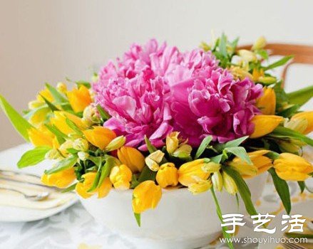 家庭插花小竅門 用膠帶幫你定位DIY -  itrip.net.cn