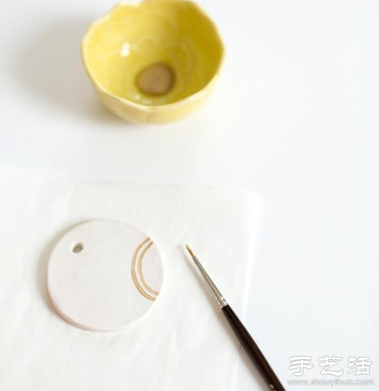 超輕粘土DIY手工制作清新吊墜教程 -  itrip.net.cn