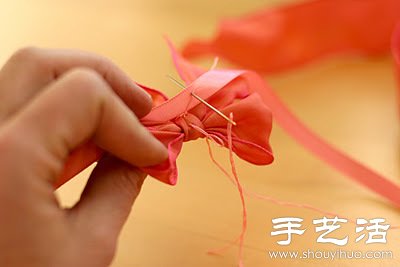 蝴蝶結(jié)絲帶手環(huán)手工制作教程 -  itrip.net.cn