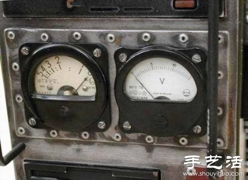 二戰(zhàn)風(fēng)格的電腦機(jī)箱DIY -  itrip.net.cn