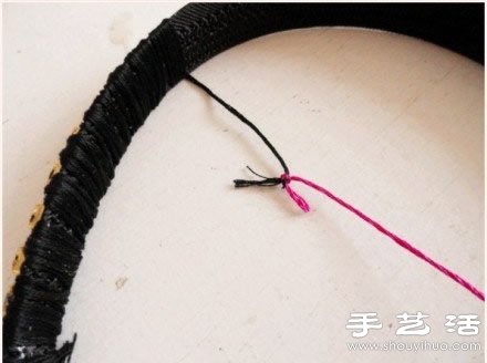 漂亮毛線帶鉆發(fā)箍手工制作教程 -  itrip.net.cn