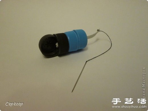 塑料瓶蓋變廢為寶手工制作機(jī)械戰(zhàn)警玩具 -  itrip.net.cn
