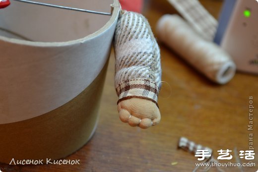 透明膠桶變廢為寶手工DIY小矮人玩偶/人偶 -  itrip.net.cn