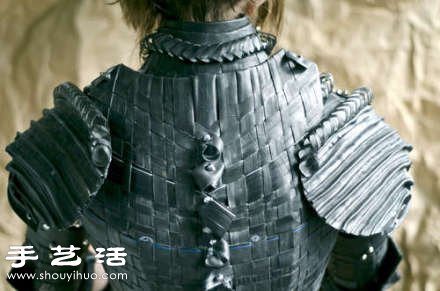 自行車內(nèi)胎DIY制作的堅固柔韌橡膠鎧甲 -  itrip.net.cn