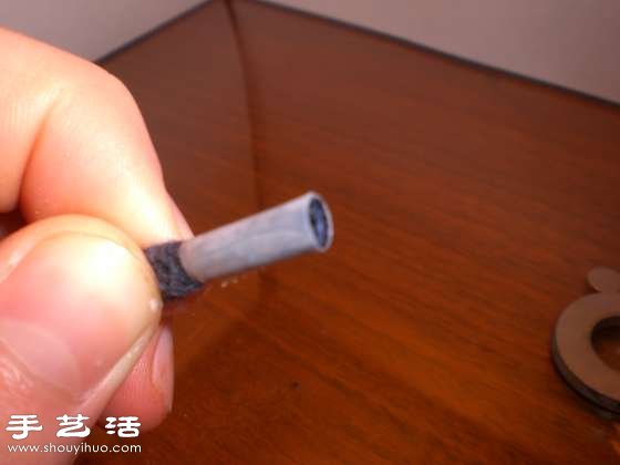 白熾燈泡廢物利用DIY制作浪漫小油燈 -  itrip.net.cn
