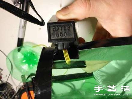 大瓶可樂瓶/雪碧瓶廢物利用制作防毒面具 -  itrip.net.cn