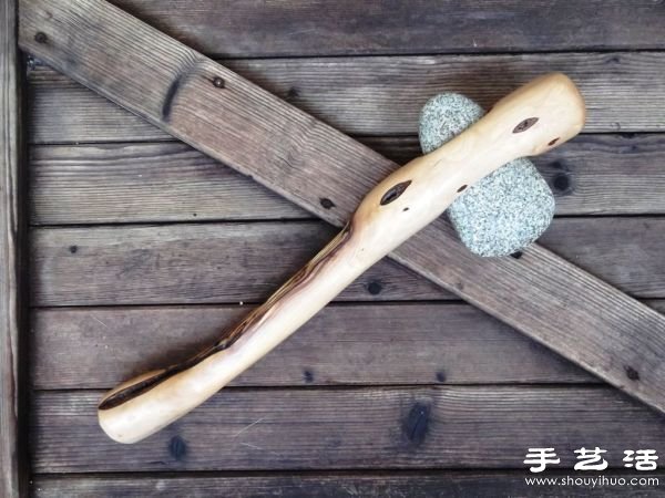 教你動(dòng)手制作原始人最愛(ài)的武器——石斧 -  itrip.net.cn