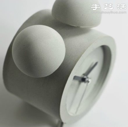 DIY充滿現(xiàn)代工業(yè)氣息的混凝土鬧鐘 -  itrip.net.cn