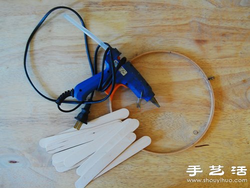 冰棒棍+繡花撐 DIY手工制作精致吊燈 -  itrip.net.cn