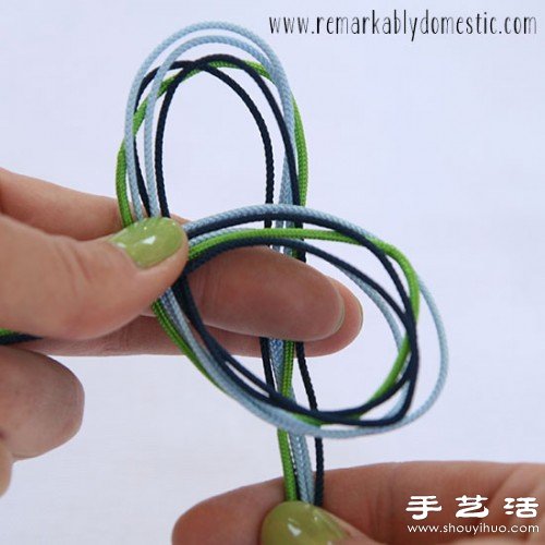 小清新風(fēng)格結(jié)繩手鏈DIY制作圖解教程 -  itrip.net.cn